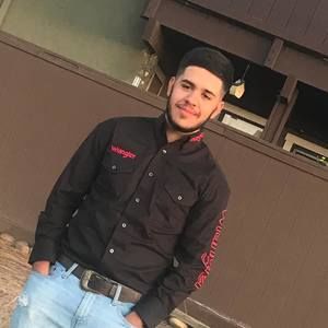 Meet your Posher, Carlos